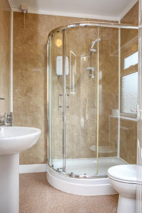 The Seacliffe - Whitby Hotell Eksteriør bilde