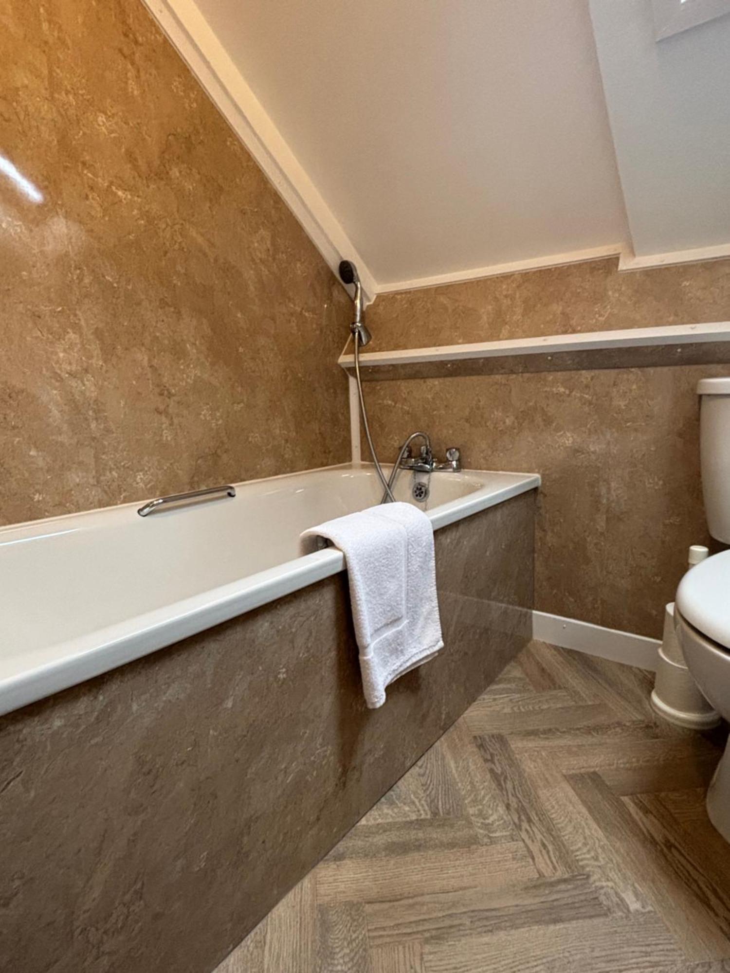 The Seacliffe - Whitby Hotell Eksteriør bilde