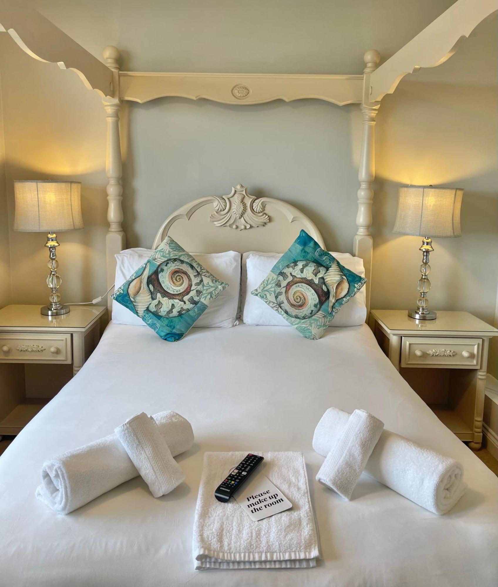The Seacliffe - Whitby Hotell Eksteriør bilde