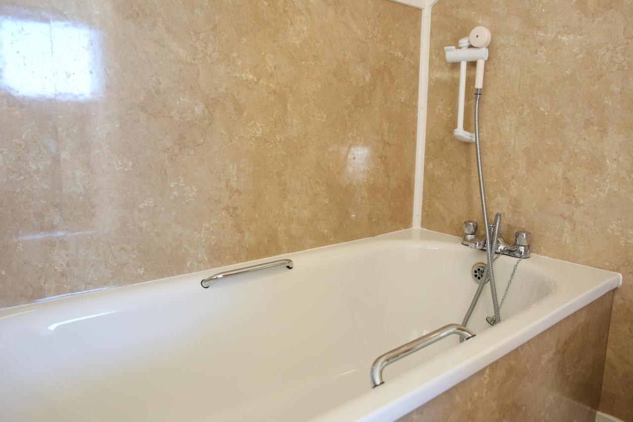 The Seacliffe - Whitby Hotell Eksteriør bilde