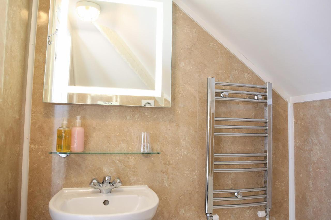 The Seacliffe - Whitby Hotell Eksteriør bilde
